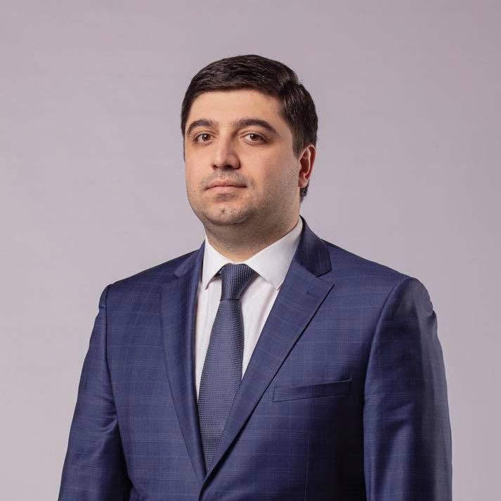 Депутат Вагаршак Акобян из Шенгавита сложил мандат ради частного сектора