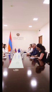 Глава Минюста Армении обсудила с послом ЕС реформы и визовую либерализацию