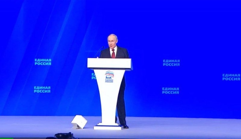 Путин на съезде «Единой России»: Украина отступает и перешла к террору, Запад пытается раскачать РФ