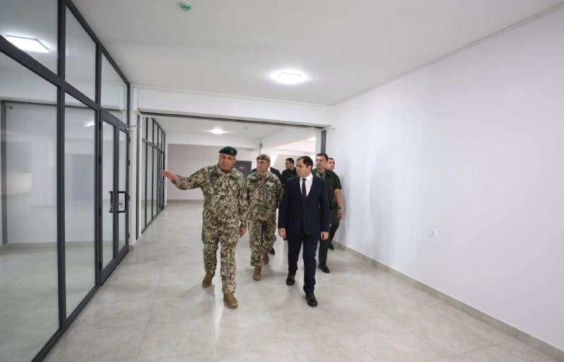 В Шенгавите открыли новый корпус штаба учебного центра: министр обороны Армении оценил условия